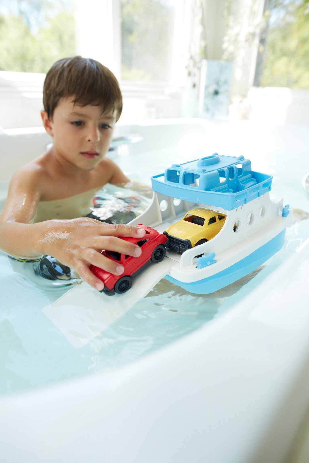 Green Toys Ferry Boat with Mini Cars Bathtub Toy， Blue/White Standard