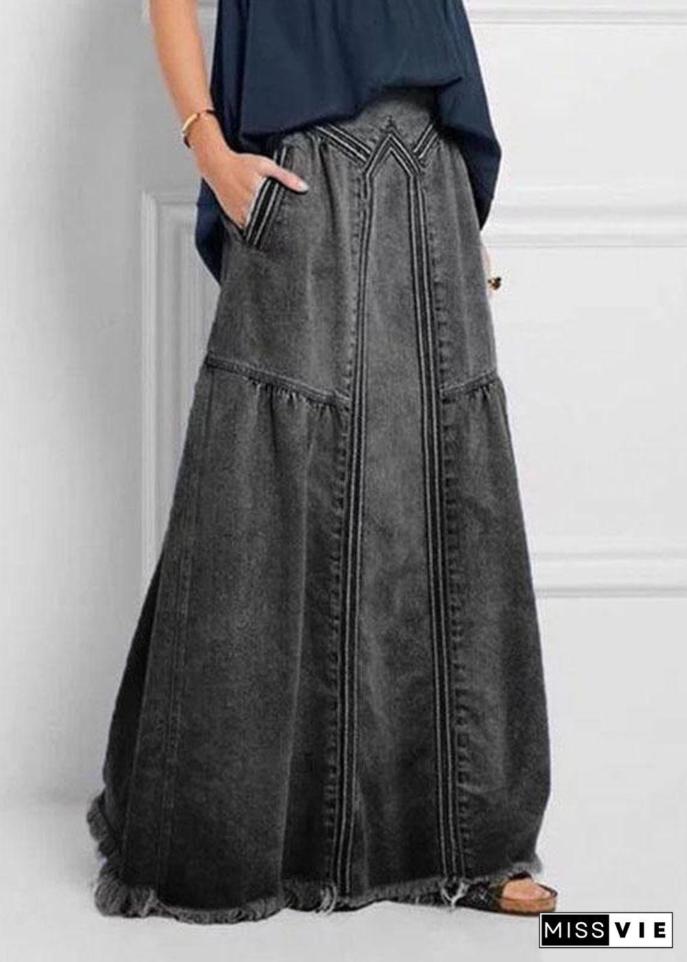 Women Distressed Solid Color Elastic Waist Loose Denim Skirt With Pocket