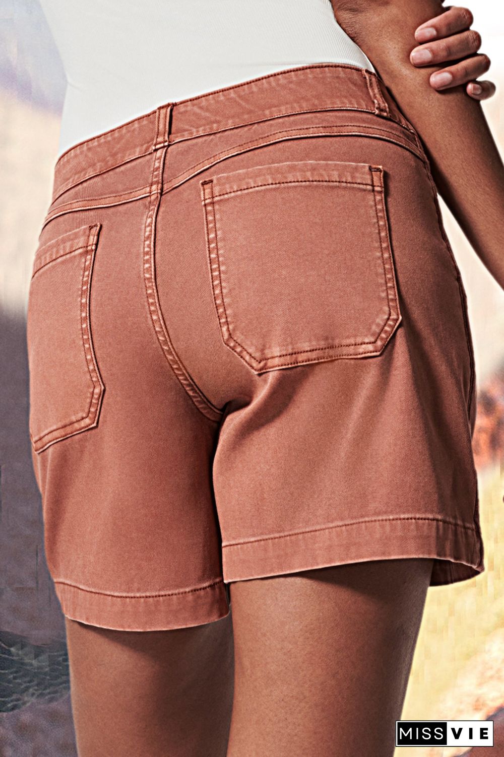 Pocket Detail Mid Waist Shorts