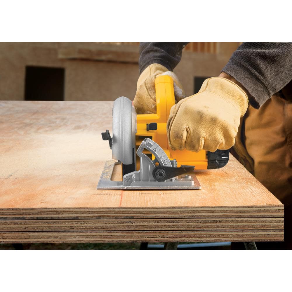 DEWALT DWE575 - 7-1/4" Lightweight Circular saw (DWE575) DWE575 from DEWALT