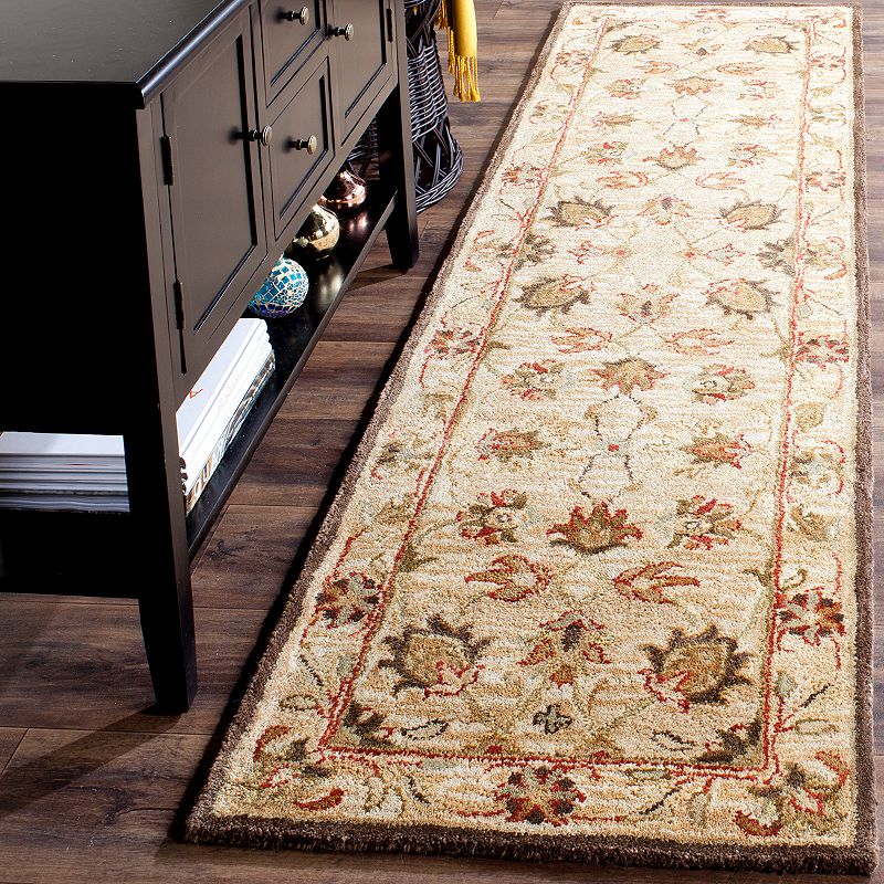 Safavieh Antiquity Margaret Framed Floral Wool Rug