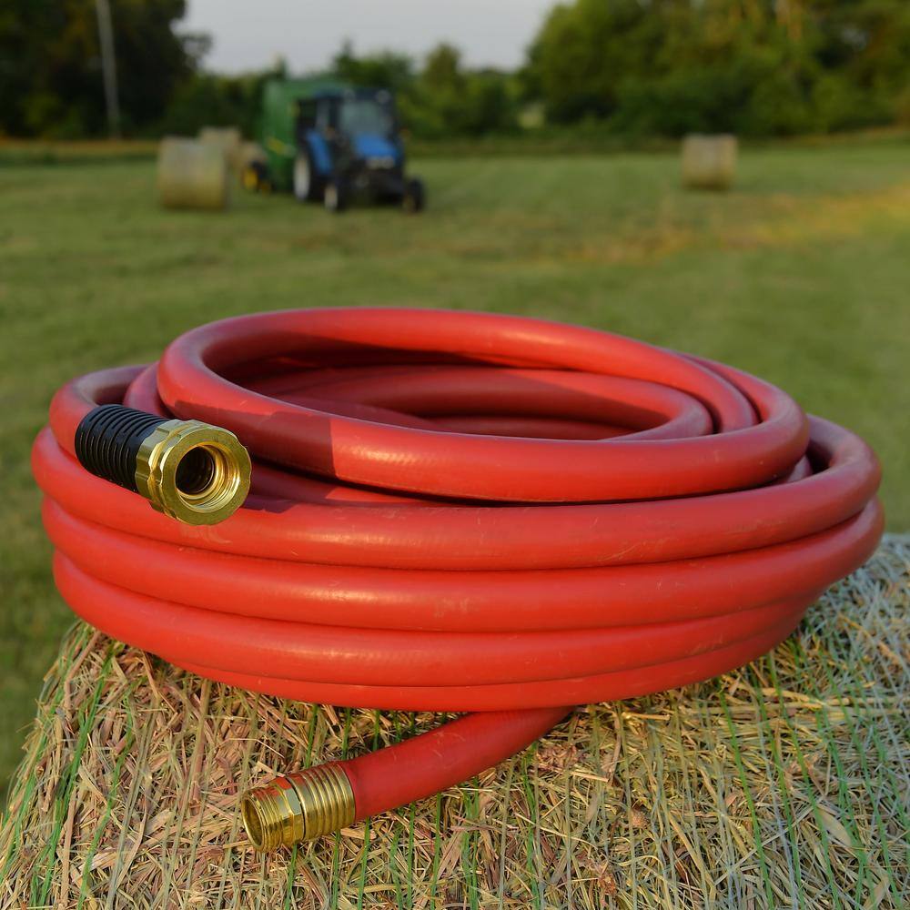 Element MAXLite Hot Water Rubber+ 34 in. x 50 ft. Hose CELSGHW34050