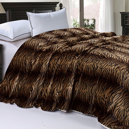 Home Soft Things Nature Faux Fur and Sherpa Backing Blanket - ML Leopard - Queen (84