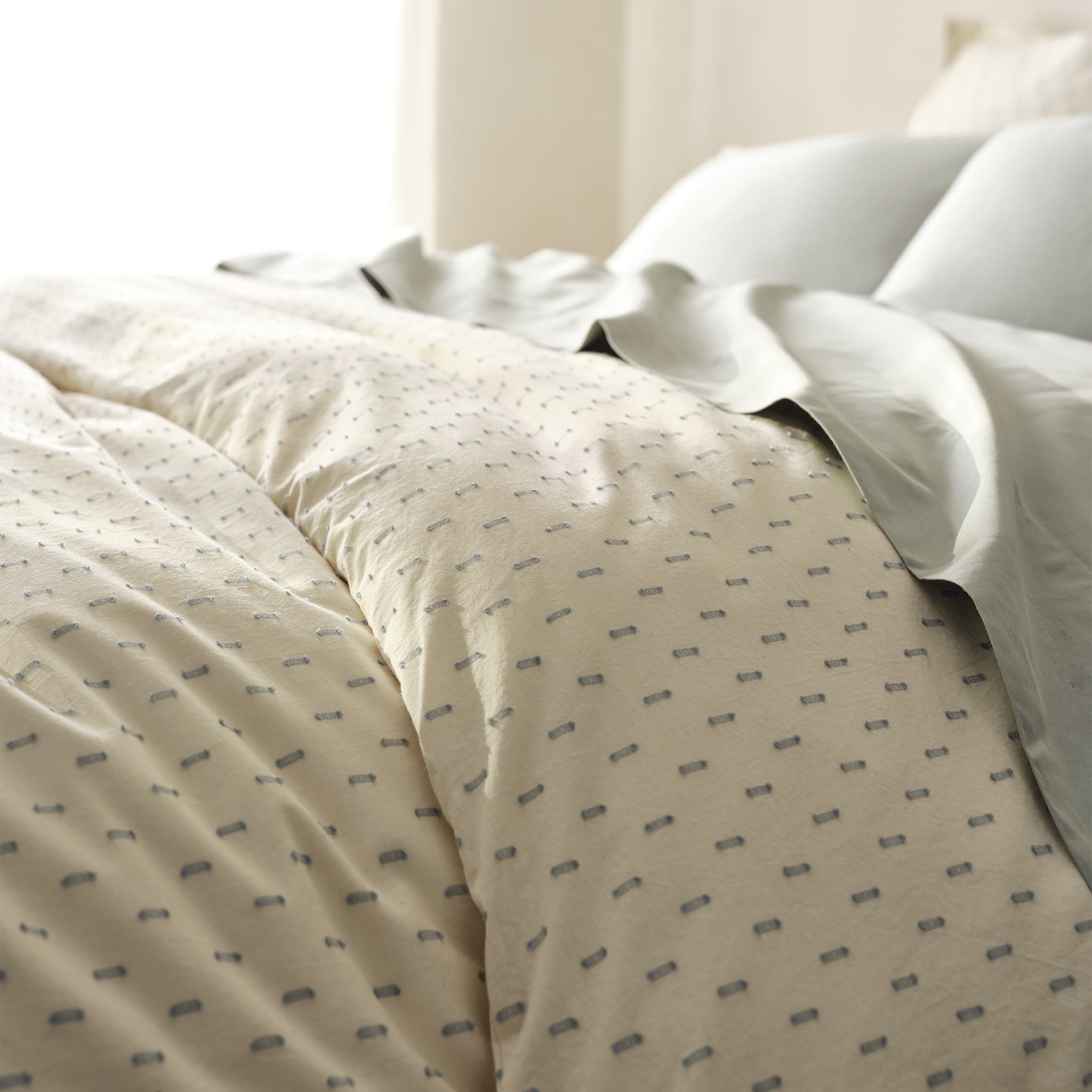 Clipped Dot Duvet Set