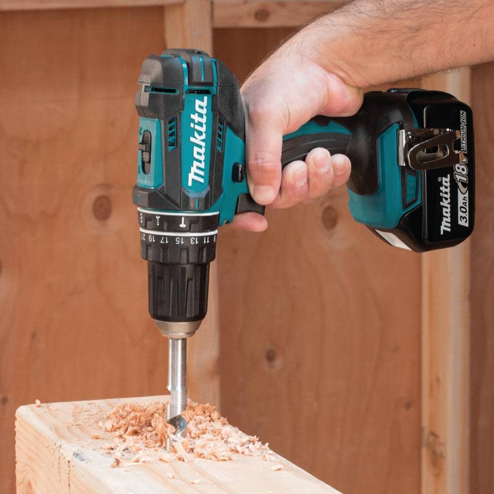 Makita 18V LXT Lithium-Ion Cordless 4-Pc. Combo Kit (3.0Ah) XT440 from Makita