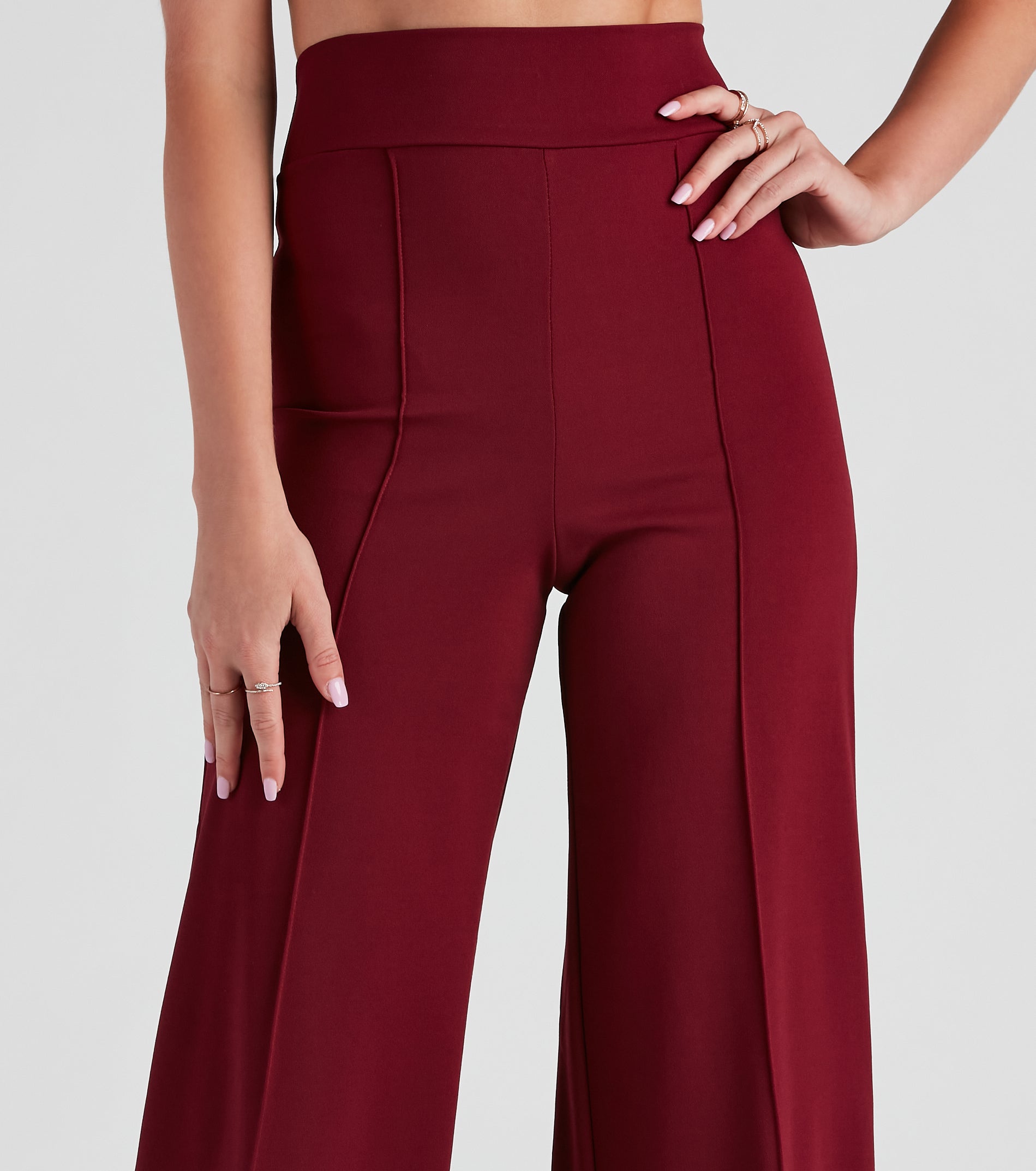 So Chic Crepe Wide-Leg Pants