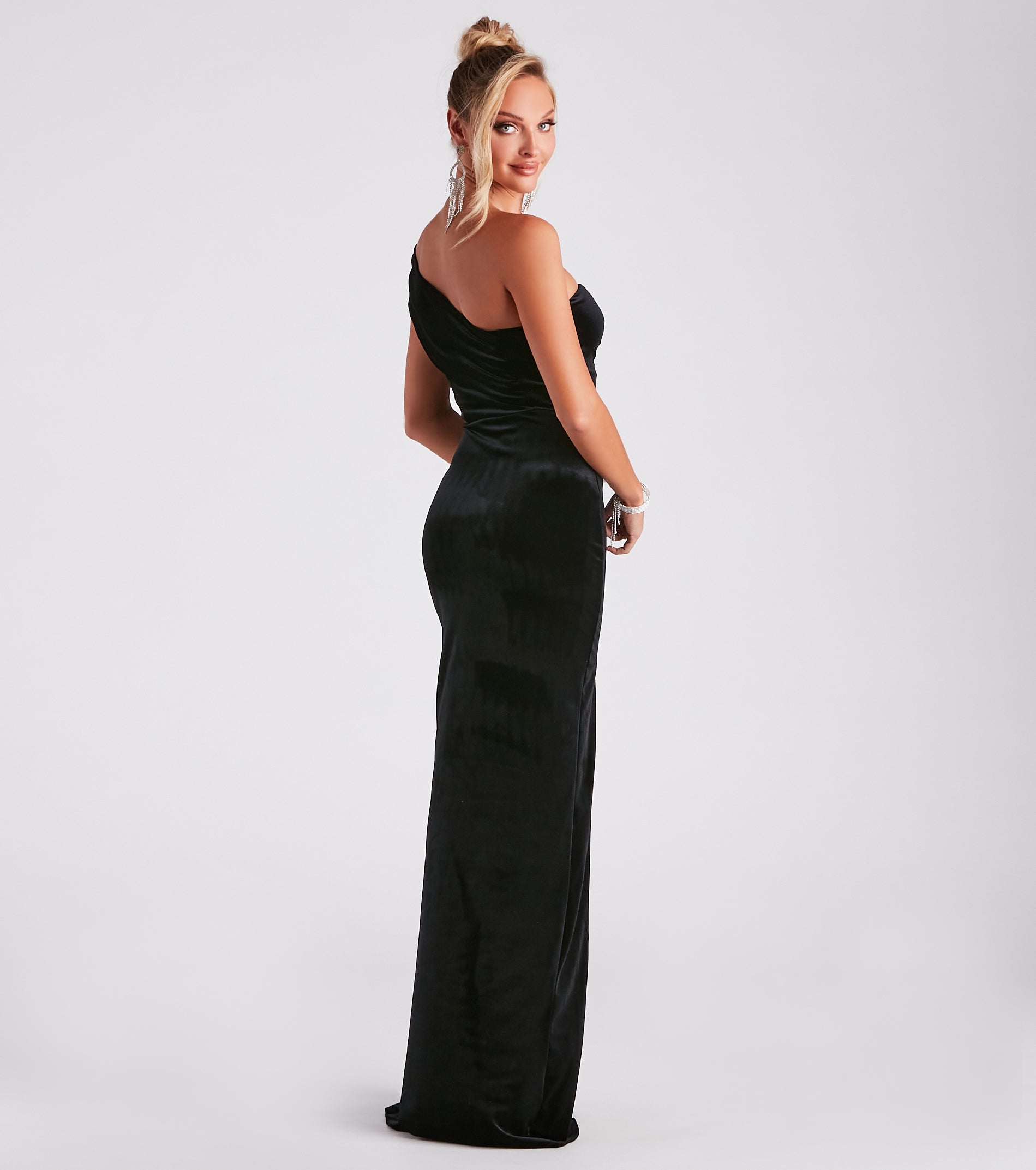 Katlynn Formal Velvet Long Dress