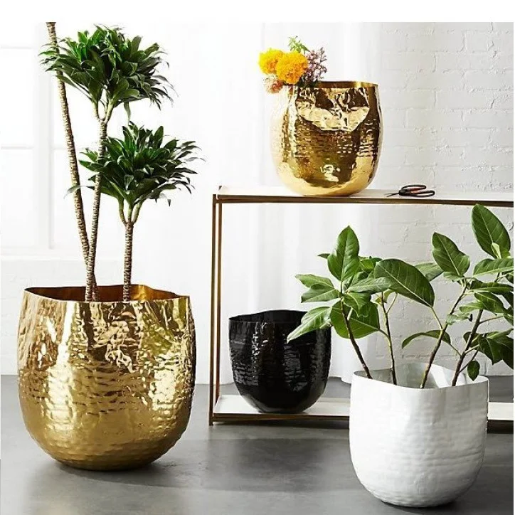 New Arrival Handmade Gold Metal Planters for Garden Home Decorative Plant Flower Pot Luxury Floor Planter