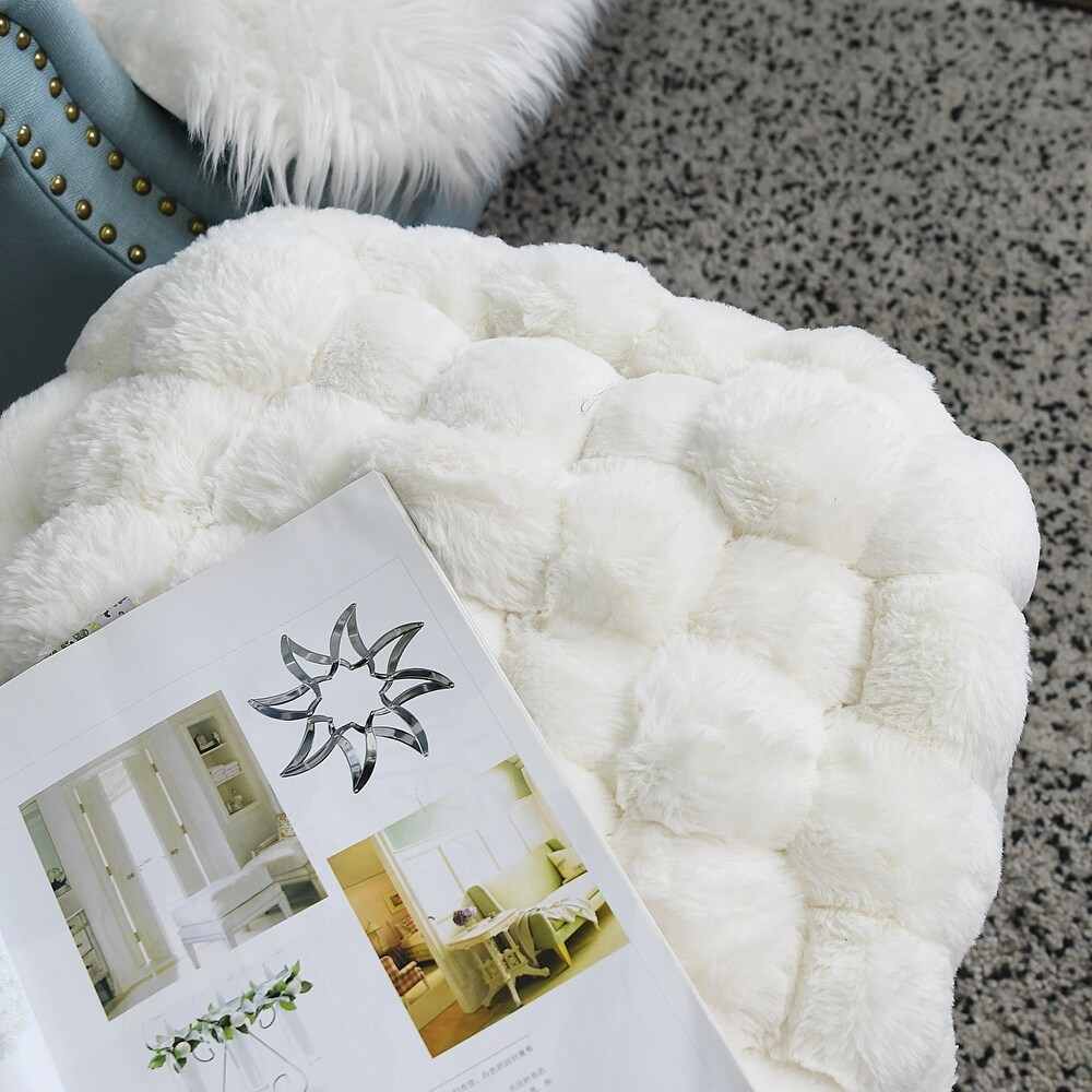 Soft Fauxfur Pouf Stool Ottoman Fuzzy Entryway Bench Seat 27\