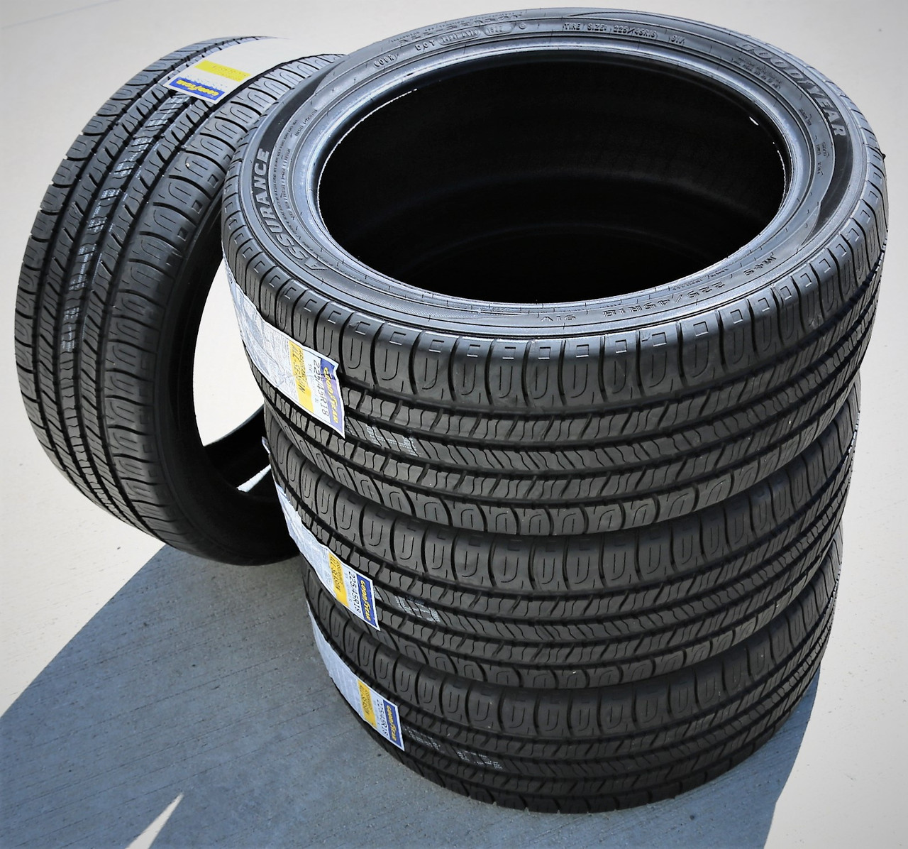 Goodyear Assurance AllSeason 225