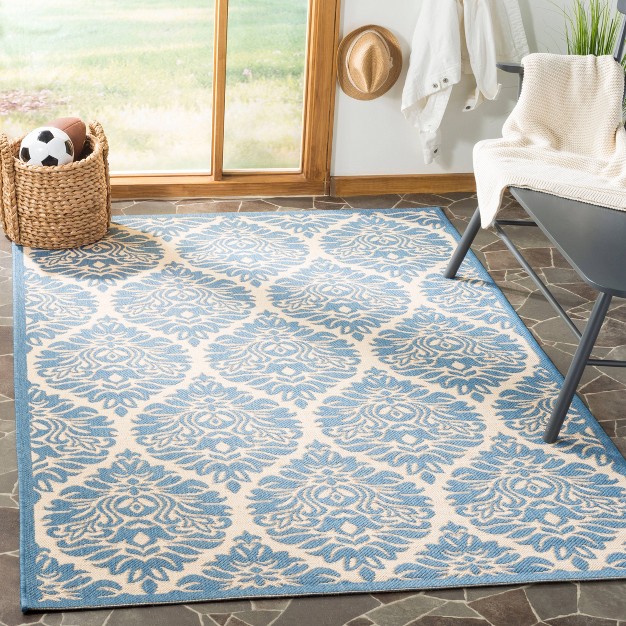 Irena Outdoor Rug Safavieh