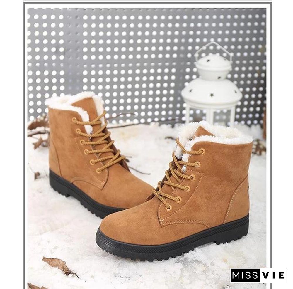 CUTE AND COMFY SNOW BOOTS