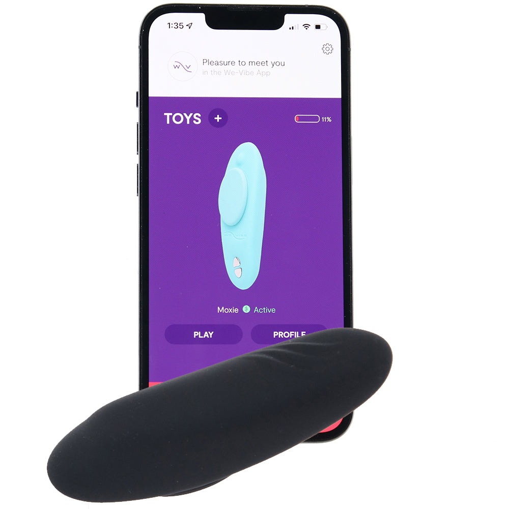 We-Vibe Moxie+ Wearable Clitoral Vibe in Satin Black