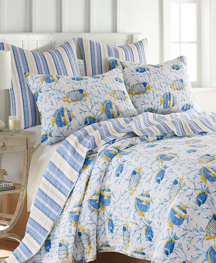 Levtex Tropical Sea Reversible 2-Pc. Quilt Set， Twin Twin XL