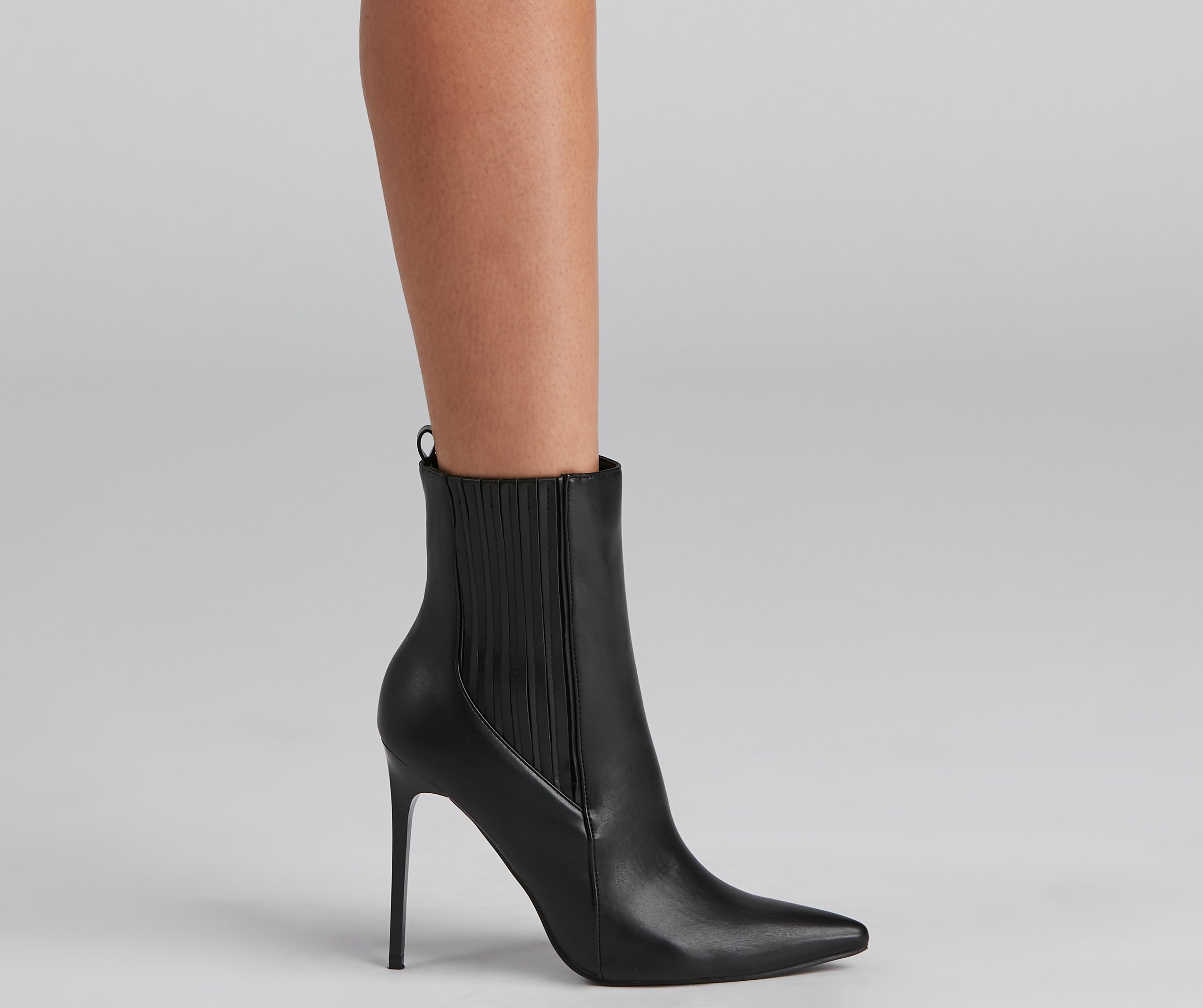 Catwalk Ready Pointed Toe Rib Detail Booties