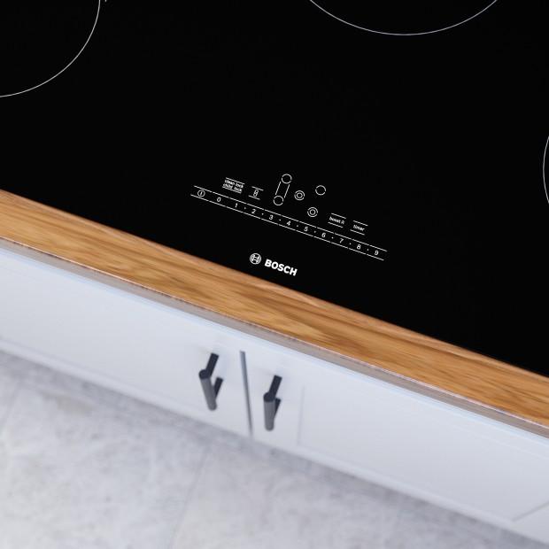 Bosch 36-inch Built-in Electric Cooktop with SpeedBoost® NET8669UC