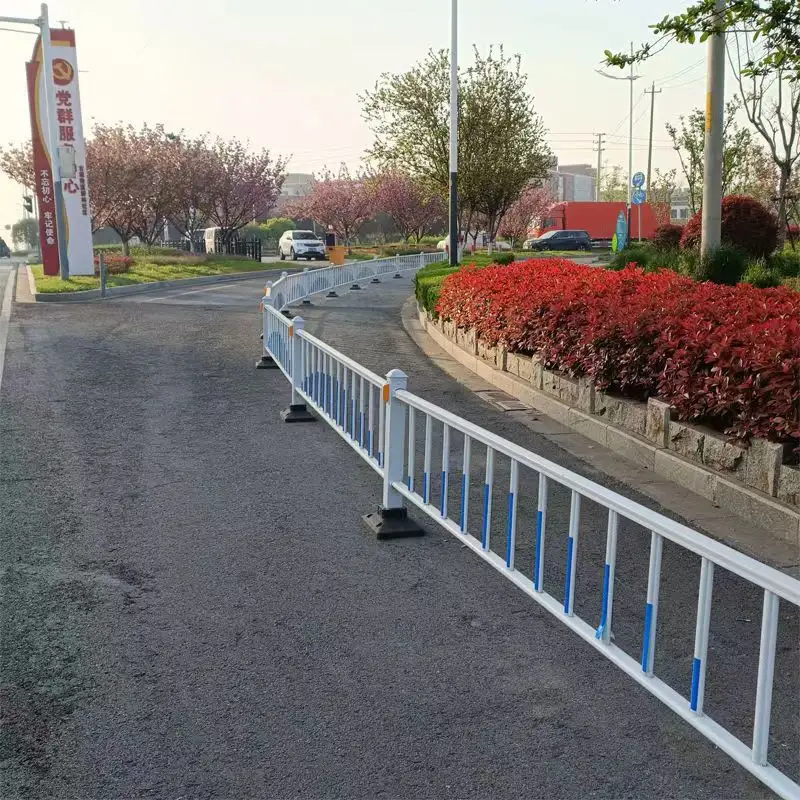 Factory Supply Municipal Guardrail Road Fence Steel Road Guardrail Metal Fence Panels