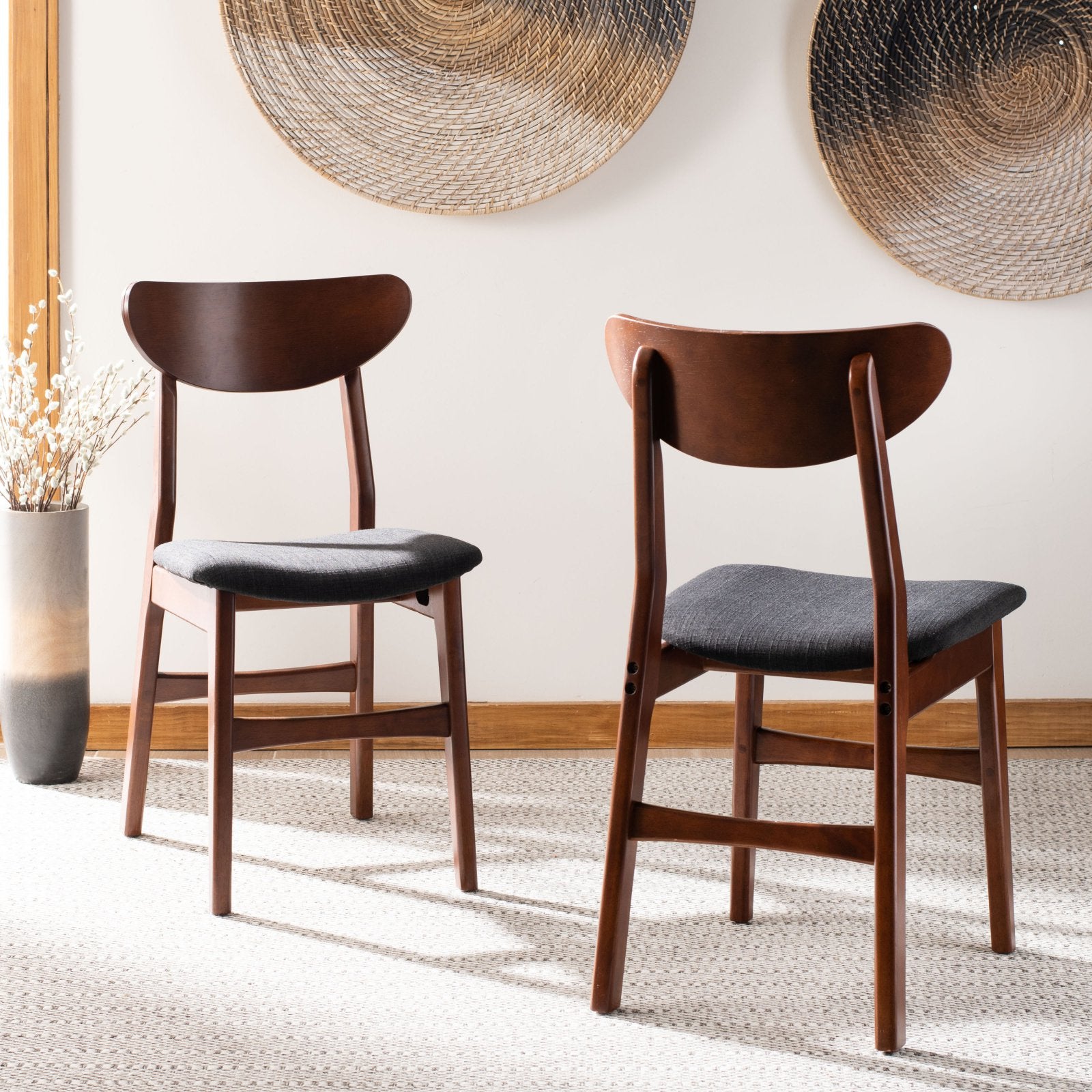 Safavieh Lucca Retro Farmhouse Dining Chair， Set of 2