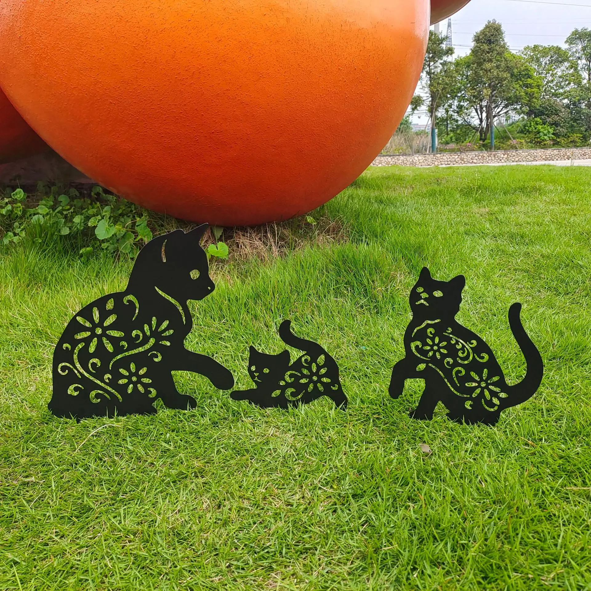 New design metal garden ornaments cat garden sculpture iron cat silhouette as garden decoration