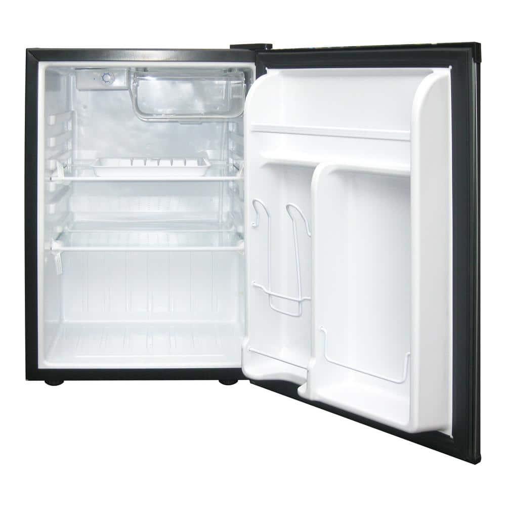 Magic Chef 26 cu ft Mini Fridge in Black ENERGY STAR