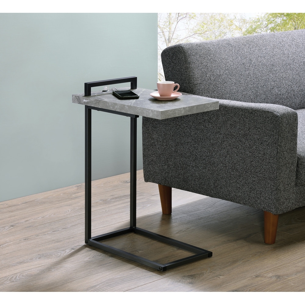 Stetsonia C Table with USB Charging Port