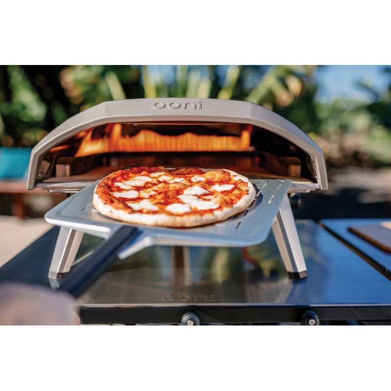 Ooni Koda 16 Gas-Powered Pizza Oven Blackamp Silver