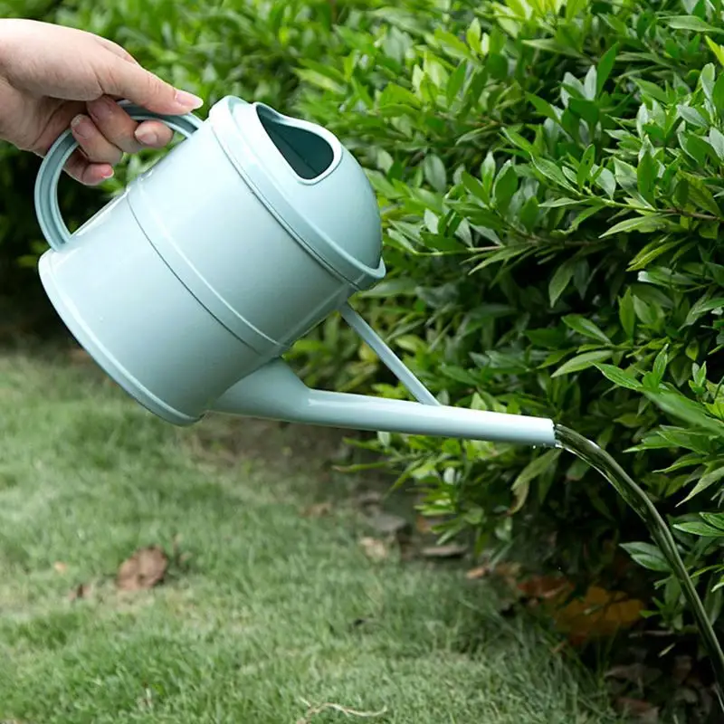 Custom Cheap Durable Garden  Tools 8L 12L  Heavy Duty  Plastic Watering Cans/