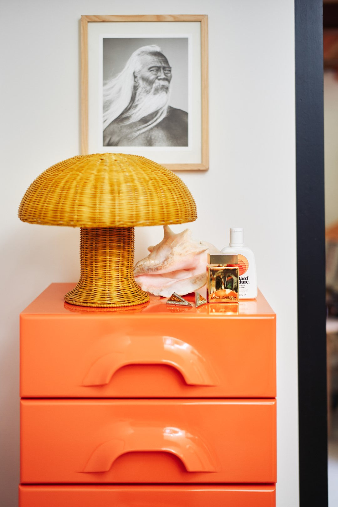 Rattan mushroom table lamp Mustard