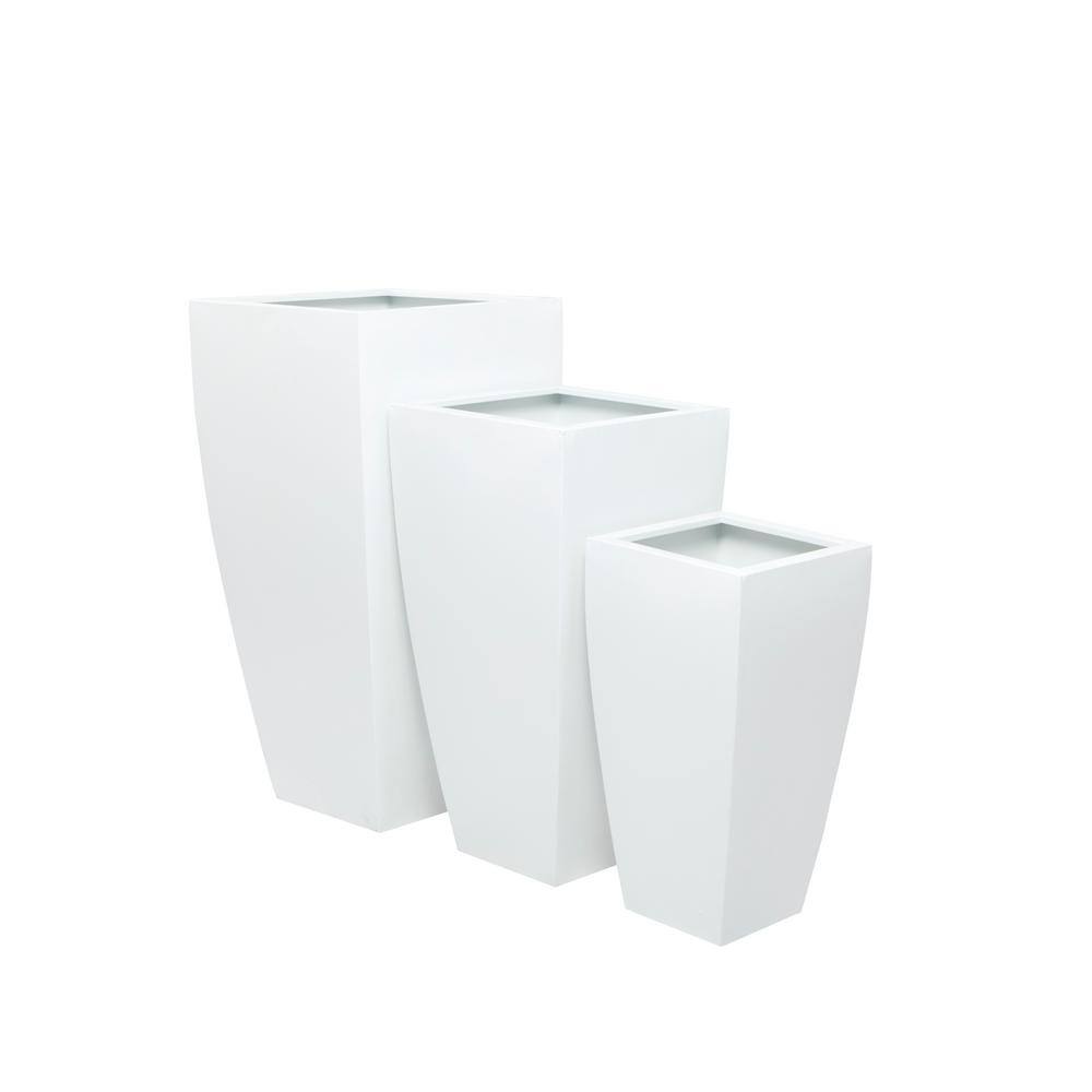 Litton Lane 16 in. x 30 in. White Iron Planter (Set of 3) 040703