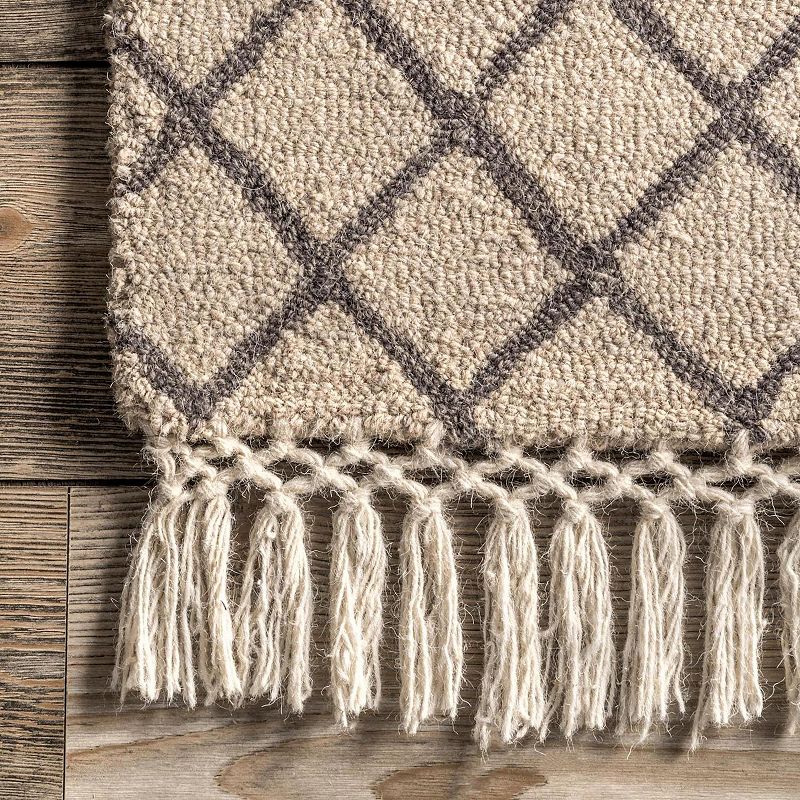 nuLOOM Emmeline Wool Modern Trellis Area Rug