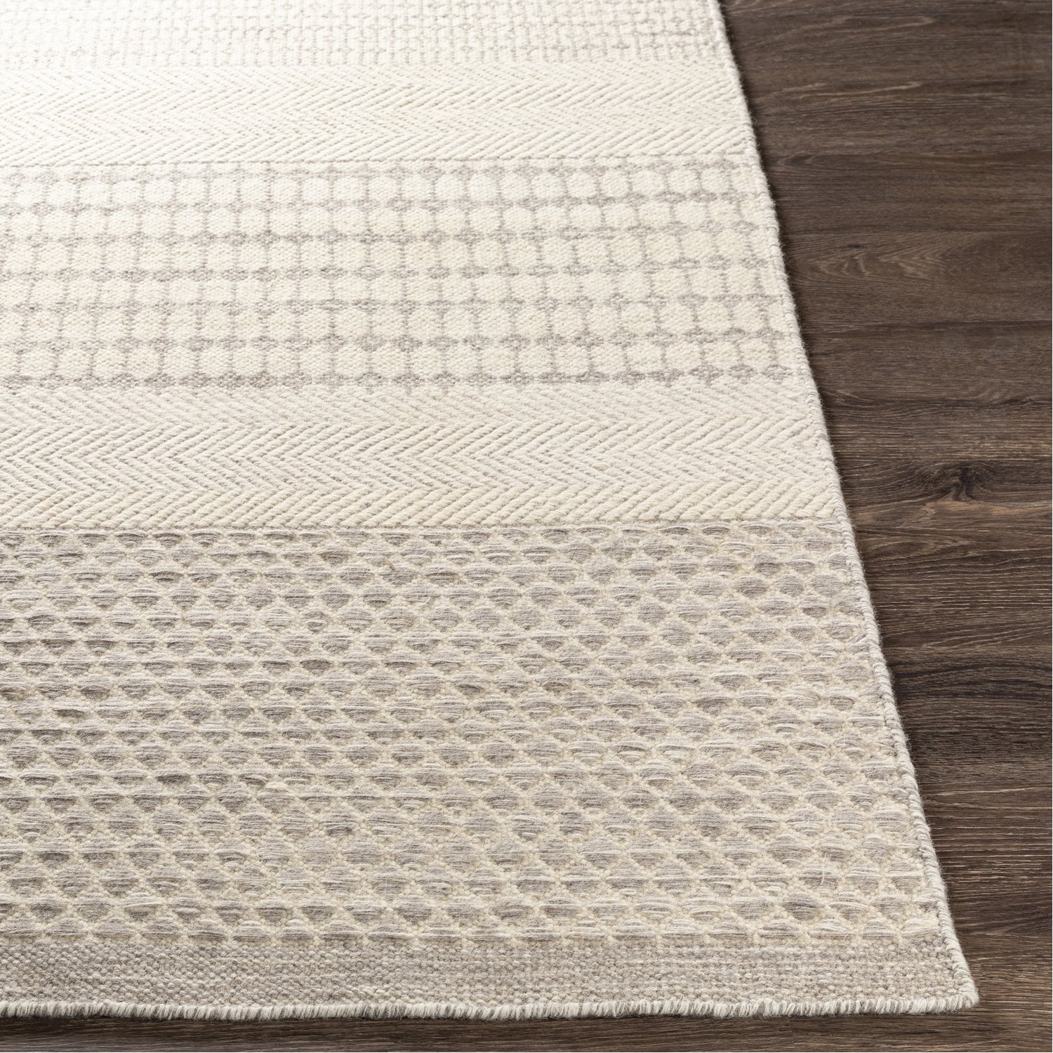 Mardin Hand Woven Rug in Beige, Medium Gray