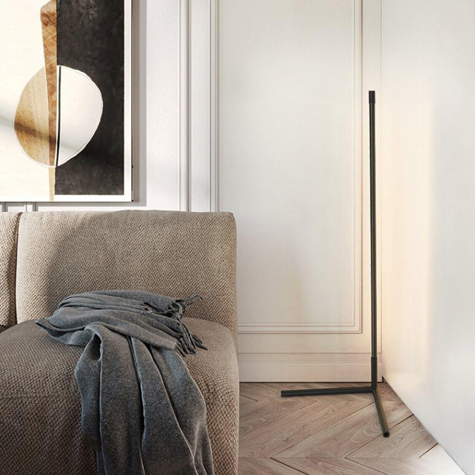 Minimalist LED Floor Lamp