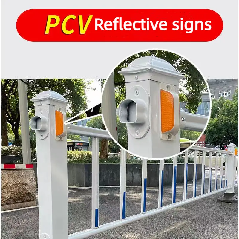 Factory Supply Metal Traffic Barrier Roadway Guardrail Safety Fencing Road Barrier Post Fence