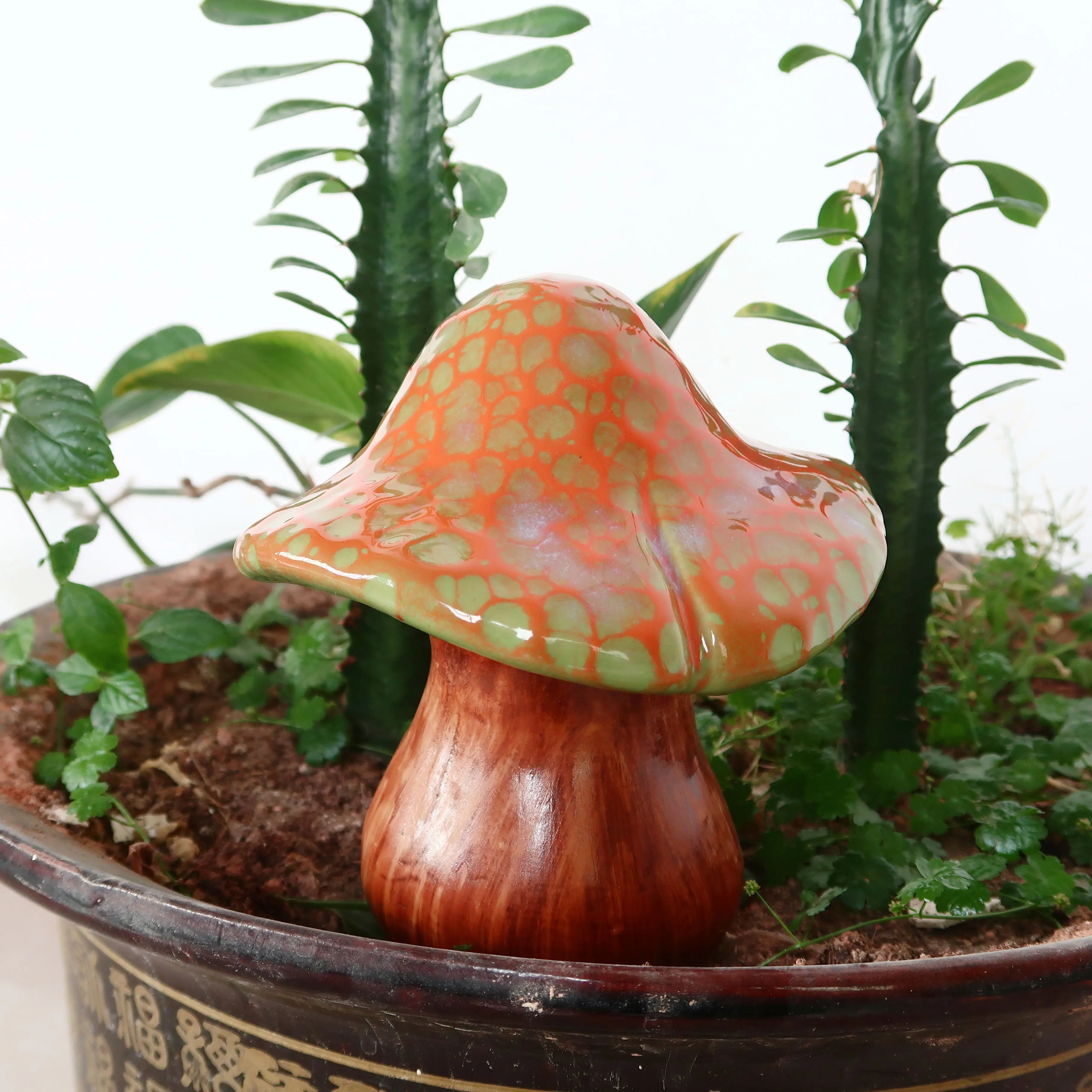 Nordic garden scenery ceramic ornaments artificial plant mushroom outdoor decoration simulation mushroom ceramic ornaments