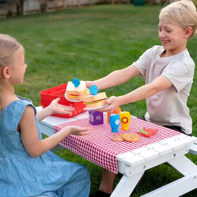 Pretendables Picnic Set by Fat Brain Toys