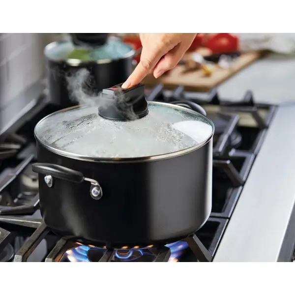 Farberware 6 Quart Black Smart Control Aluminum Nonstick Stockpot with Lid