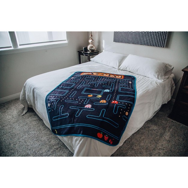 Just Funky Pac man Maze Fleece Throw Blanket Cozy Lightweight Blanket 45 X 60 Inches