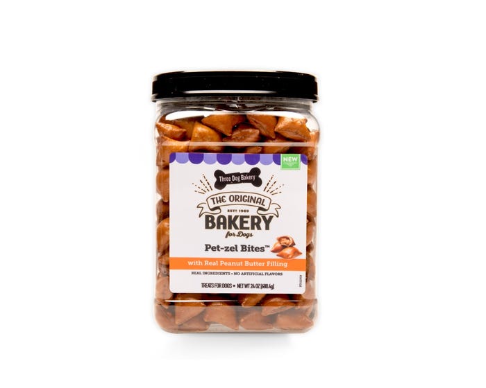 Three Dog Bakery Pet-zel Bites Dog Treats， 24 oz. Jar