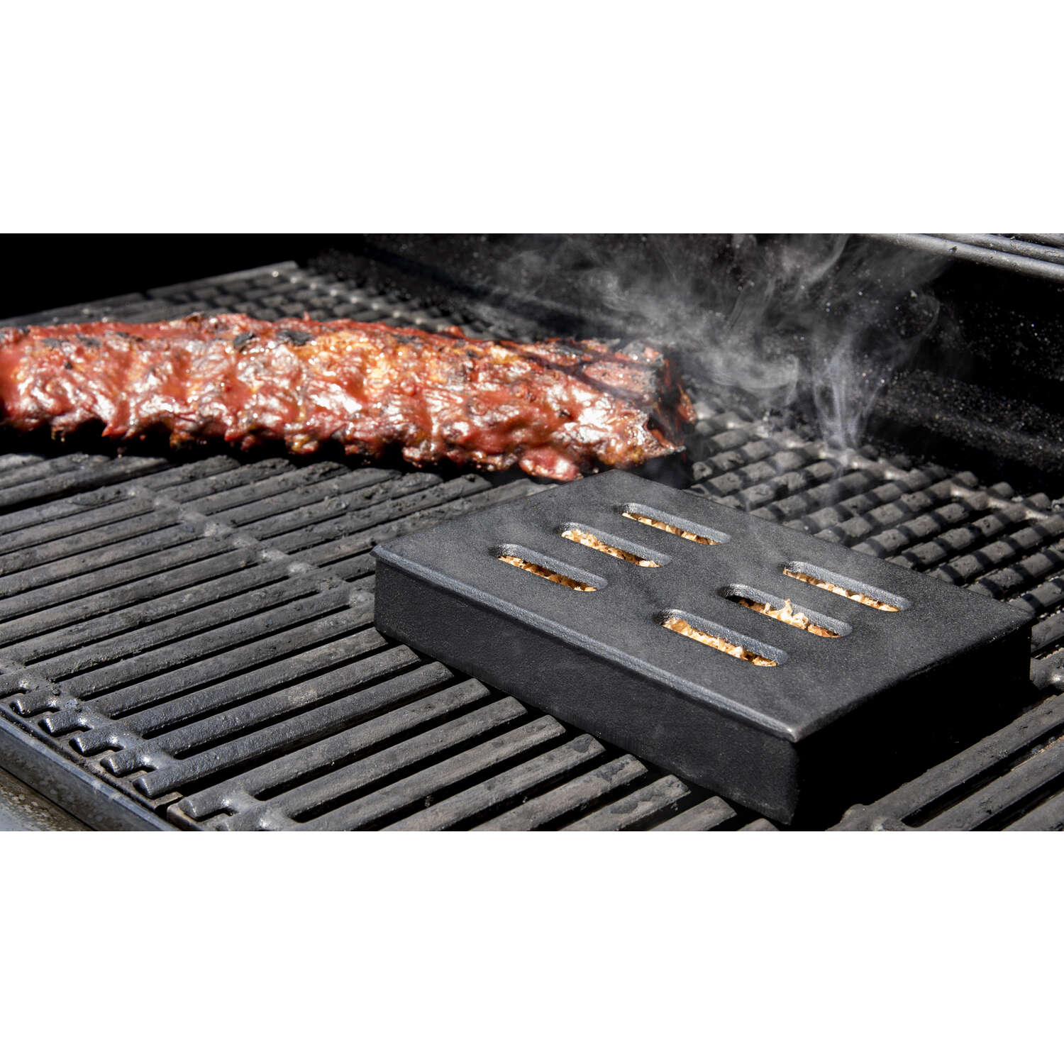 Char-Broil Cast Iron Smoker Box 8 in. L X 5 in. W