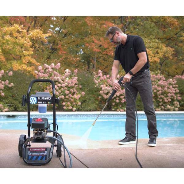 AR Blue Clean Maxx3000 3000 PSI 1.3 GPM Electric Induction Motor Pressure Washer Maxx3000