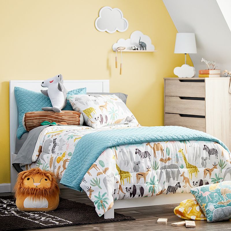 The Big One? Aaron Animal Reversible Comforter Set with Shams