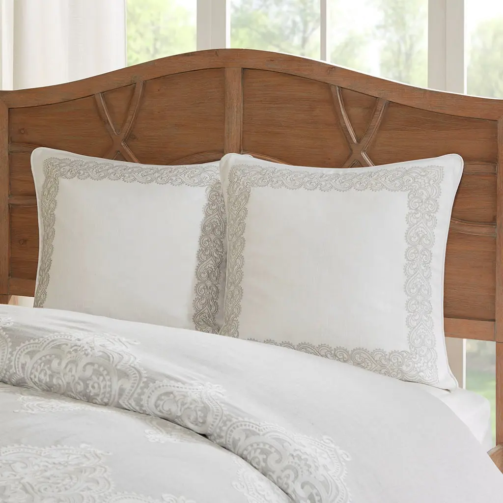 Taupe， Tan and Ivory Queen Barely There 8 Piece Bedding Collection