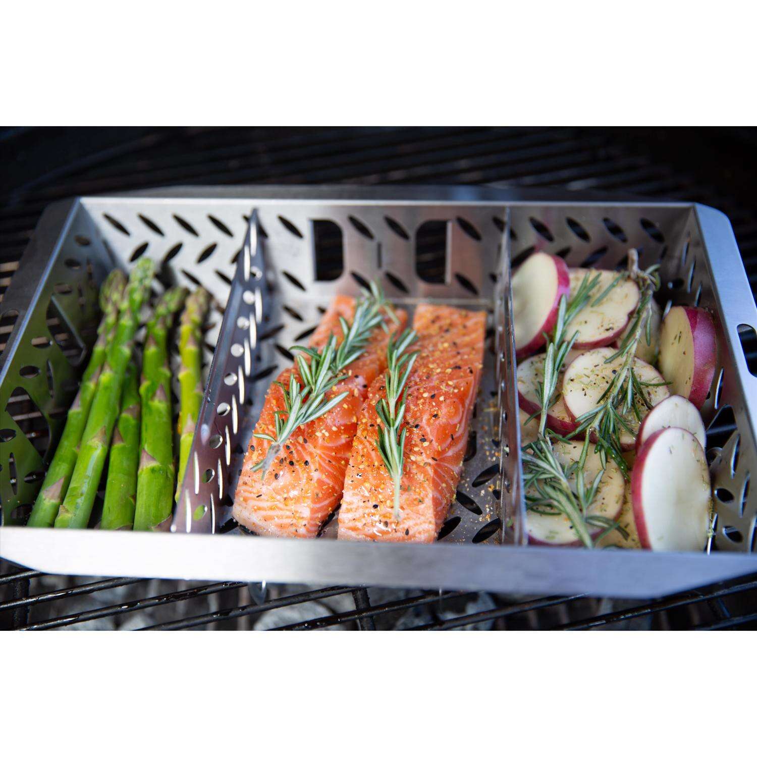 Proud Grill UltraVersatile Stainless Steel Grill Basket 15 in. L X 10 in. W 1 pk