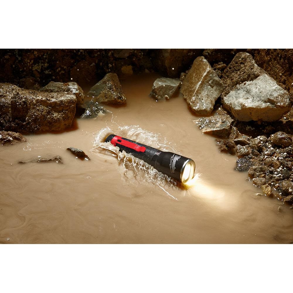 Milwaukee 325-Lumen LED Focusing Flashlight 2107 from Milwaukee