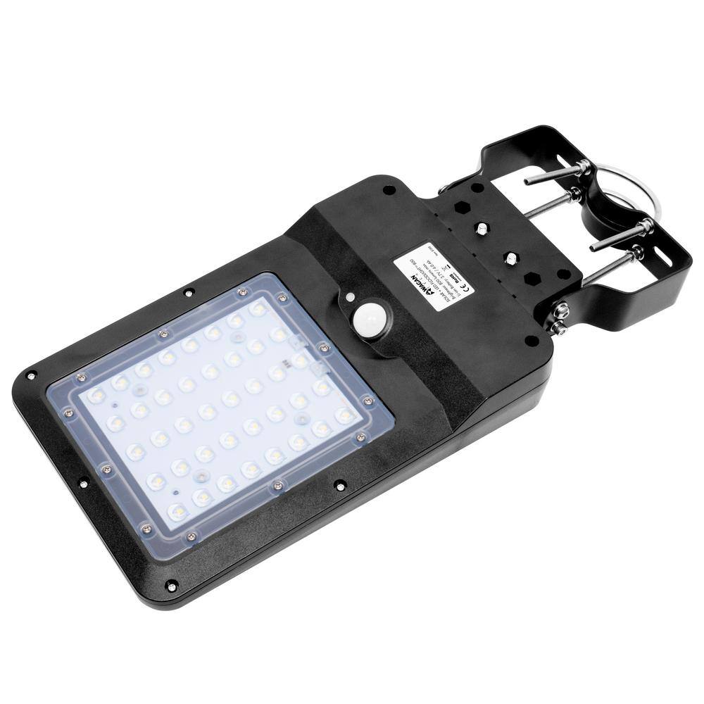 Wagan Tech 800 Lumens Solar Black Powered Motion Activated Outdoor Integrated LED Landscape Flood Light EL8588