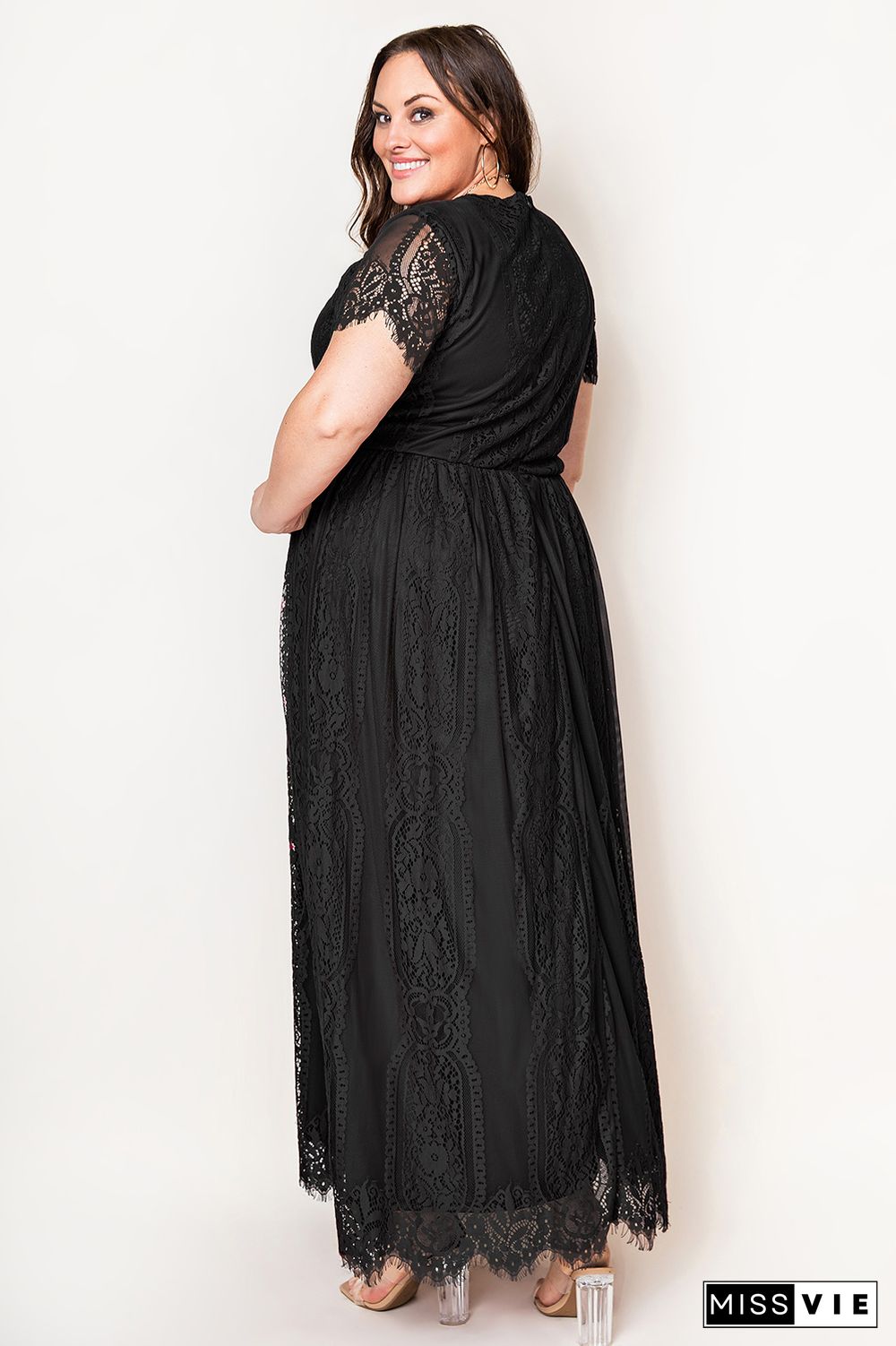 Black Eyelash Lace Short Sleeve Curvy Maxi Dress