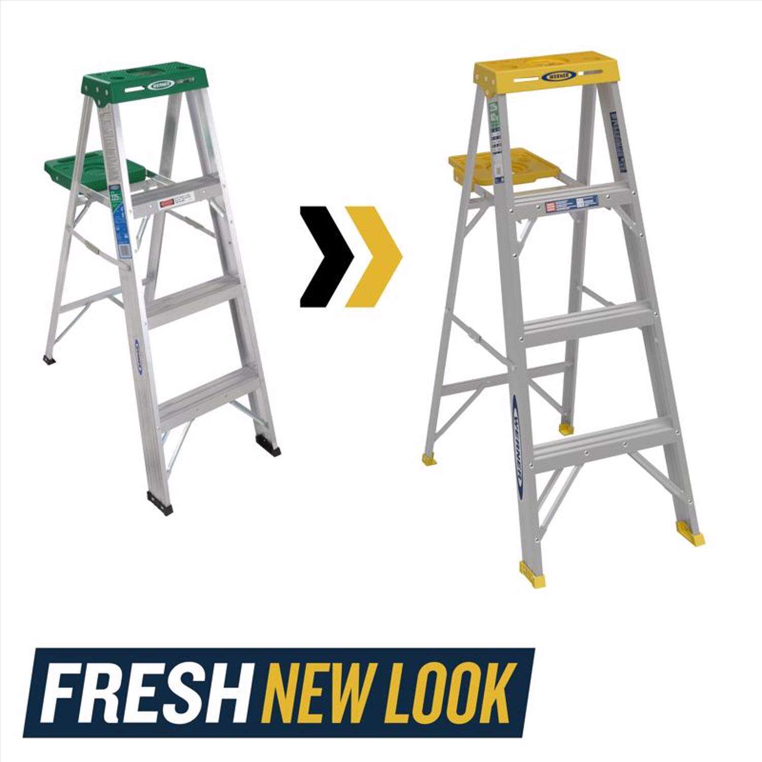 Werner 4 ft. H Aluminum Step Ladder Type II 225 lb. capacity