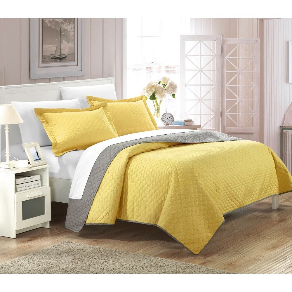 Chic Home Ressa Reversible Color Block 3 piece Quilt and Sham Set