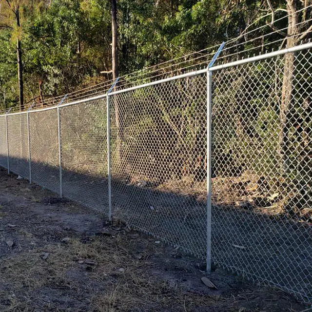 Direct factory wholesale 10ft height galvanized Security chain link fence for boundary wall.