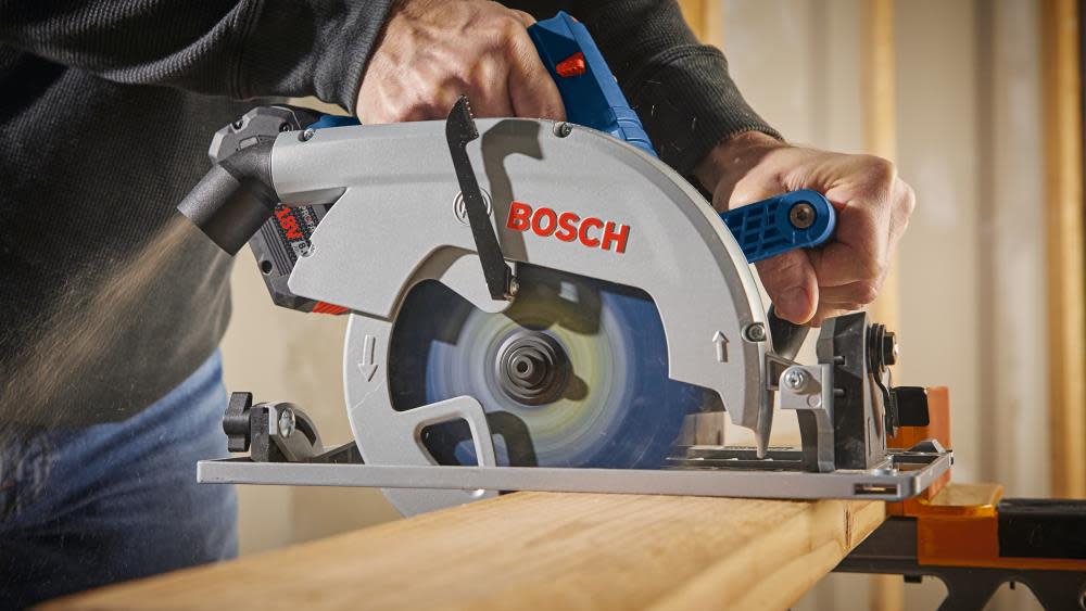 Bosch PROFACTOR Strong Arm 7-1/4 Circular Saw 18V Track Compatible Bare Tool